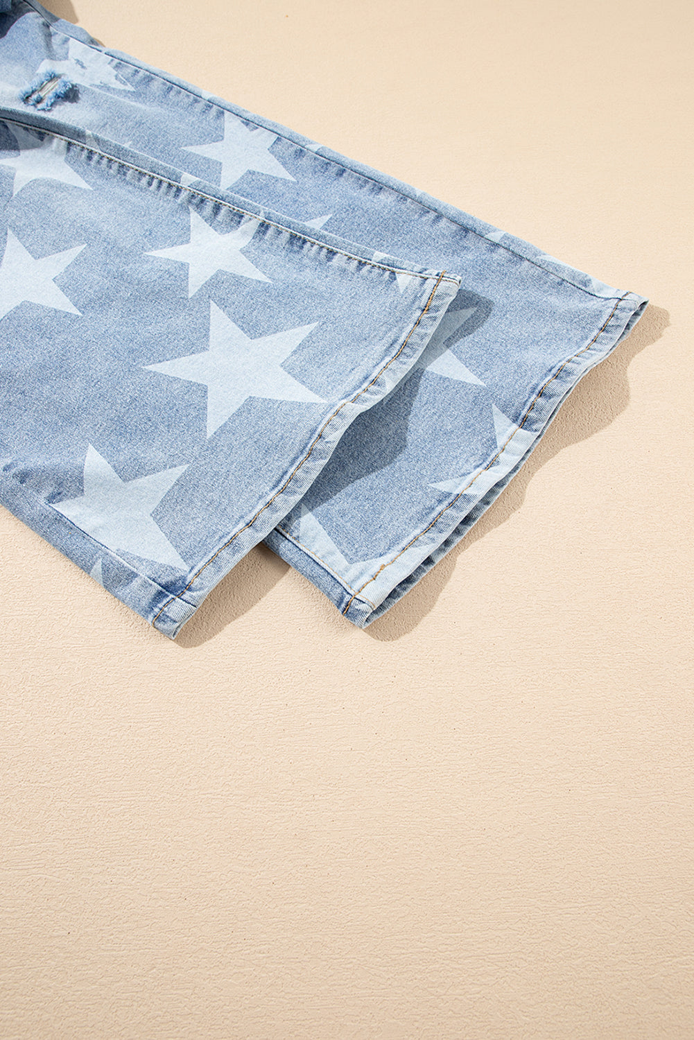 Sky Blue Star Print Multi Buttons Slit Knee Destroyed Plus Size Jeans